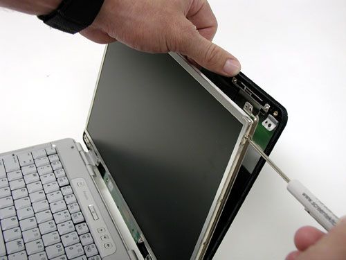 laptop screen replacement